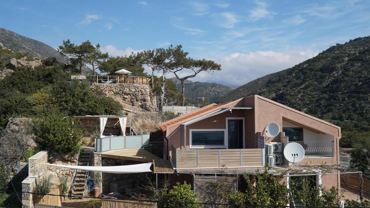 Вилла Arhondiko Luxury House Суйя Экстерьер фото