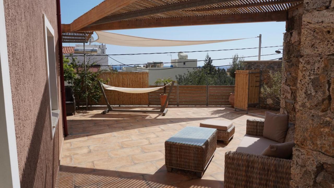 Вилла Arhondiko Luxury House Суйя Экстерьер фото