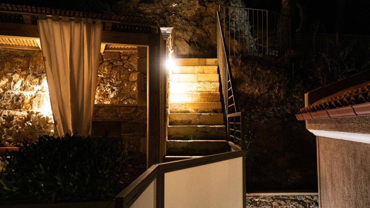 Вилла Arhondiko Luxury House Суйя Экстерьер фото